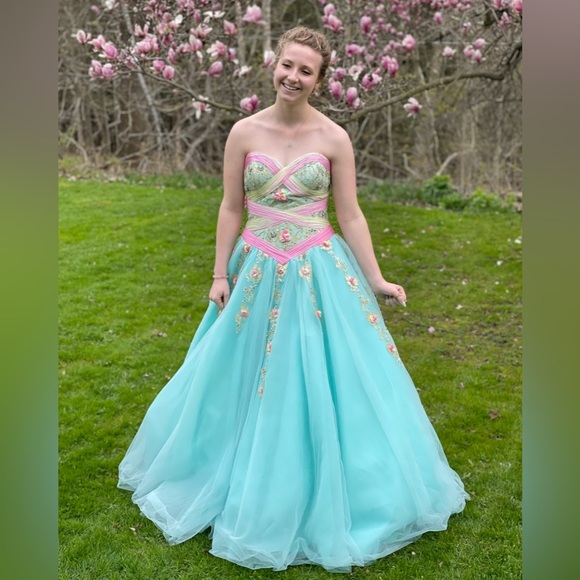 Terani Strapless Cinderella Prom Dress - Picture 1 of 9